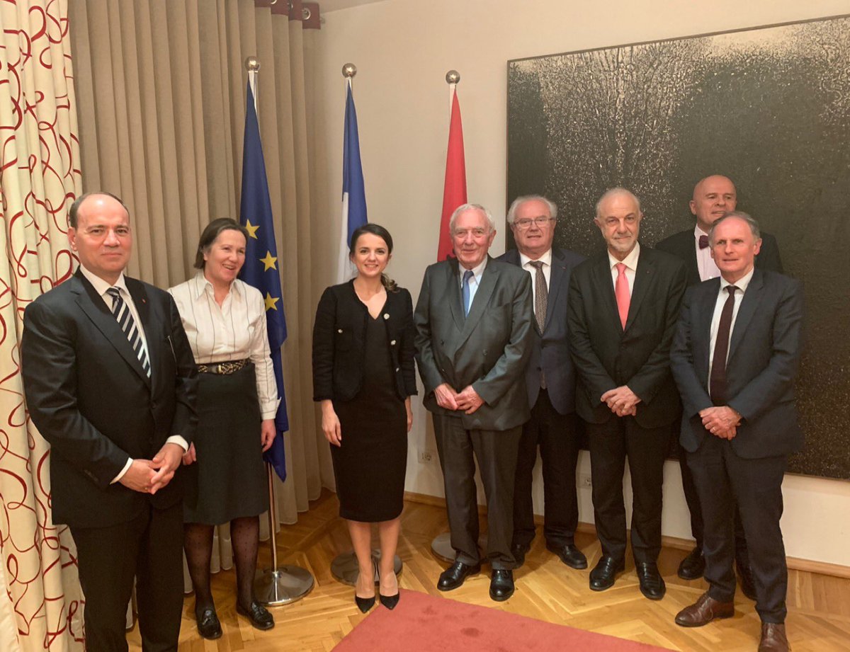 Rudina Hajdari “grup” me Nishanin për të larguar Bashën që e largoi: Ja ku ishin dhe cilët takuan! Rudina Hajdari “grup” me Nishanin për të larguar Bashën që e largoi: Ja ku ishin dhe cilët takuan!