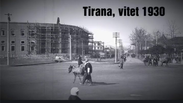 Video e rrallë e qendrës së Tiranës në mes të viteve 1930 që nuk duhet humbur Video e rrallë e qendrës së Tiranës në mes të viteve 1930 që nuk duhet humbur