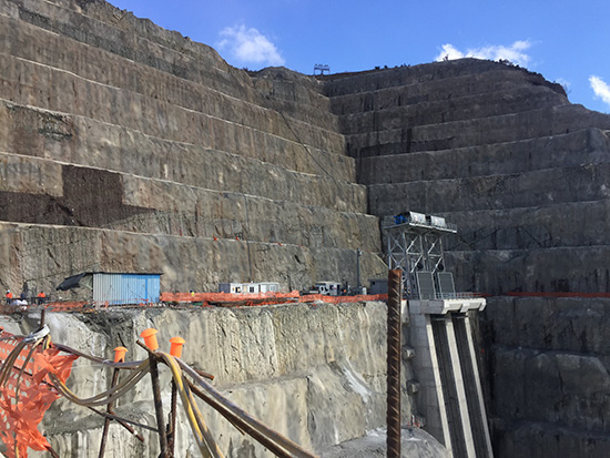 Hidrocentrali i Moglicës, përfundon ndërtimi i një prej digave më të mëdha në Europë Hidrocentrali i Moglicës, përfundon ndërtimi i një prej digave më të mëdha në Europë