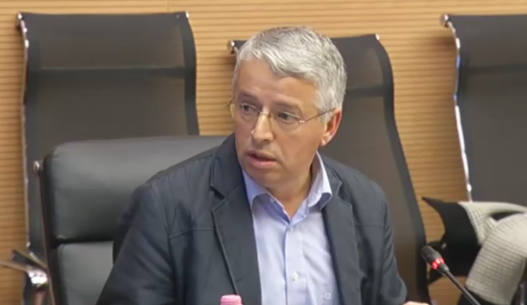 Reagon Lleshaj për protestën te Astiri: PD iu rikthye vesit të vjetër, u fshehën pas grave dhe fëmijëve Reagon Lleshaj për protestën te Astiri: PD iu rikthye vesit të vjetër, u fshehën pas grave dhe fëmijëve