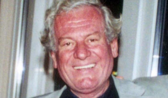 Përtej humorit, Vangjelit i qeshte dhimbja Përtej humorit, Vangjelit i qeshte dhimbja