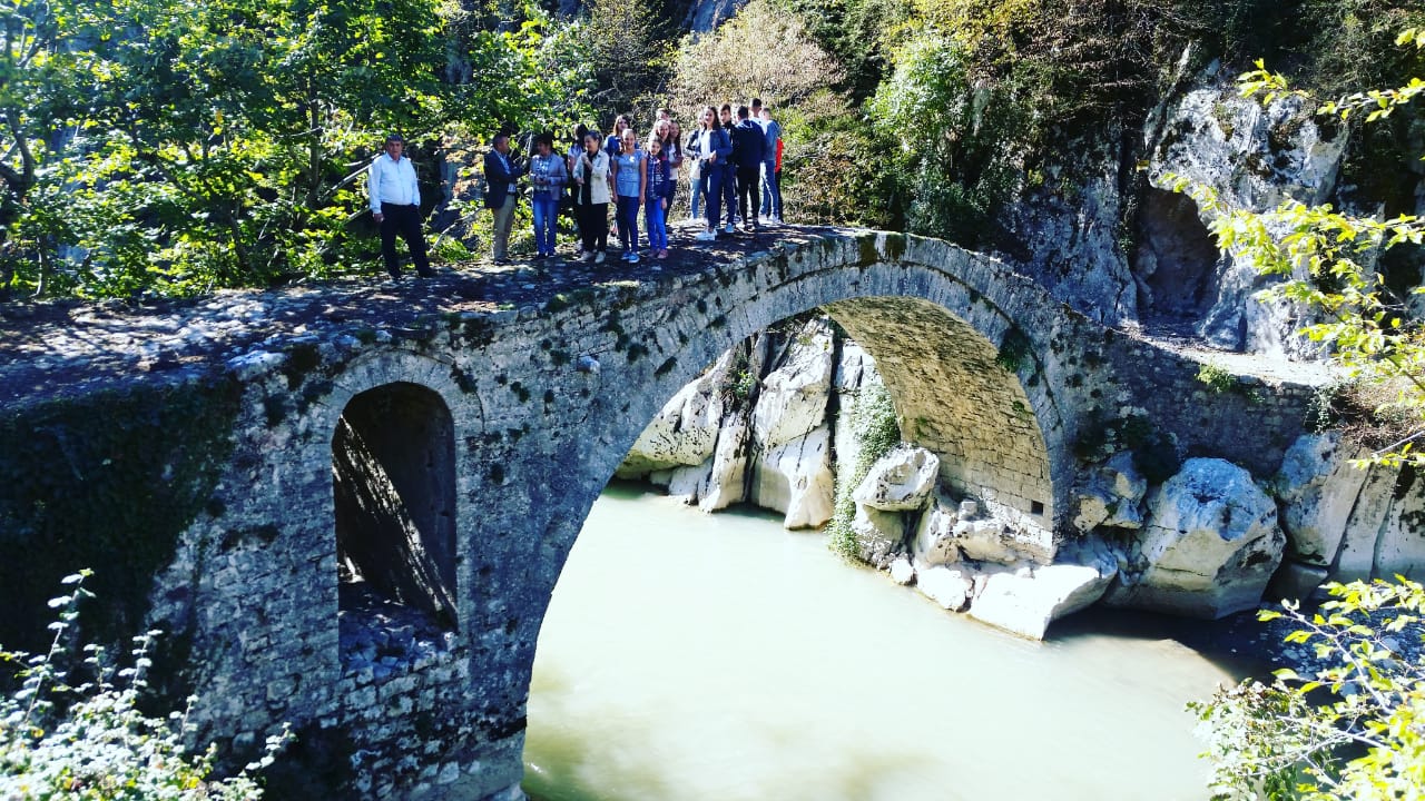 Ura e Vashës, legjenda e vajzës që s’martohej dot Ura e Vashës, legjenda e vajzës që s’martohej dot