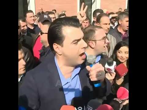 Video që e turpëron publikisht Bashën: Vendosmëria  e  “Idiotit të Tiranës”… Kjo i ka bërë të vjedhin duke v.rarë e të v.rasin për t’u mbrojtur!