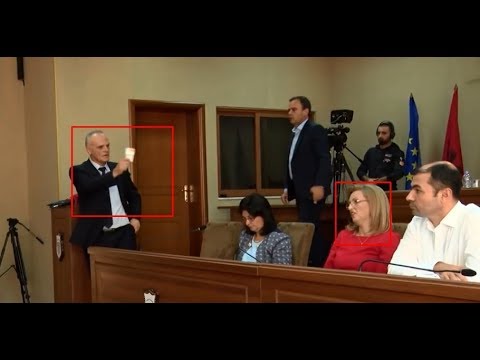 Voltana Ademi ndjehet e frikësuar në Shkodër: Kush po e kërcënon kryebashkiaken?! Voltana Ademi ndjehet e frikësuar në Shkodër: Kush po e kërcënon kryebashkiaken?!