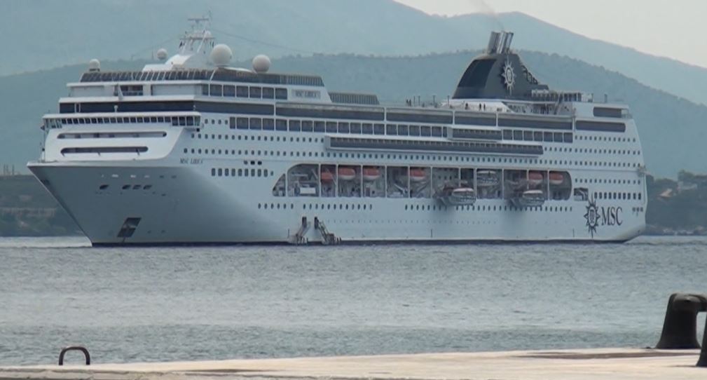 Sarandë, mbërrin kroçera me 2360 turistë Sarandë, mbërrin kroçera me 2360 turistë