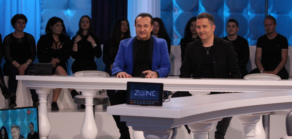 U tha se shqiptarët i vodhën shtëpinë, flet këngëtari grek Lefteris Pantazis U tha se shqiptarët i vodhën shtëpinë, flet këngëtari grek Lefteris Pantazis