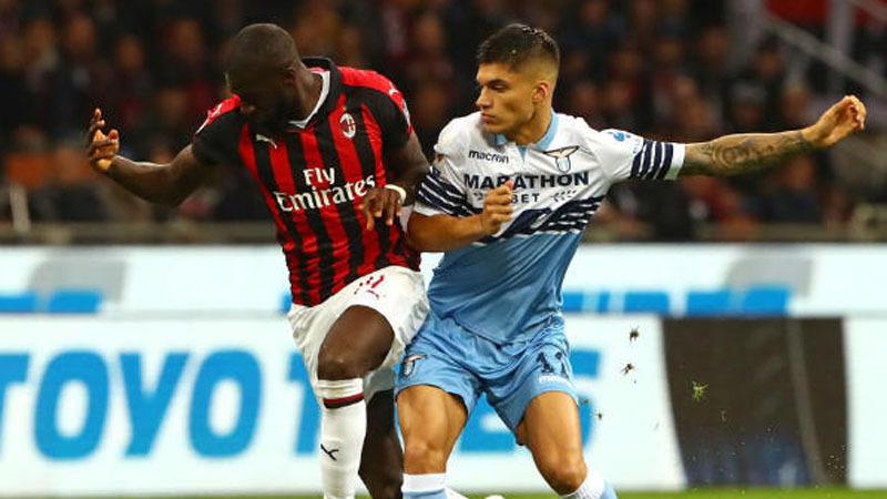 Milan pa identitet, Lazio me meritë në finalen e Kupës së Italisë Milan pa identitet, Lazio me meritë në finalen e Kupës së Italisë