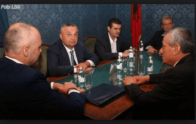 Astrit Patozi jep mesazhin e fuqishëm: Të gjithë janë të trembur nga SPAK. Imagjinoni çfarë do të ndodhë atë ditë kur… Astrit Patozi jep mesazhin e fuqishëm: Të gjithë janë të trembur nga SPAK. Imagjinoni çfarë do të ndodhë atë ditë kur…