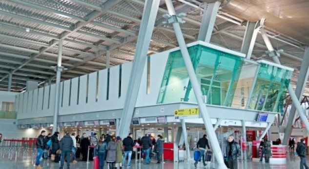 10 Milion Pasagjerë, Aeroporti Ndërkombëtar i Tiranës kap numrin rekord pa u mbyllur viti 2024