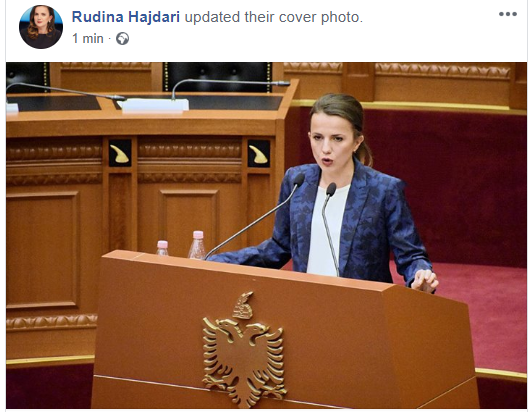 Opozita d.hunë në protestë, Rudina Hajdari bën veprimin që nuk pritej (FOTO)
