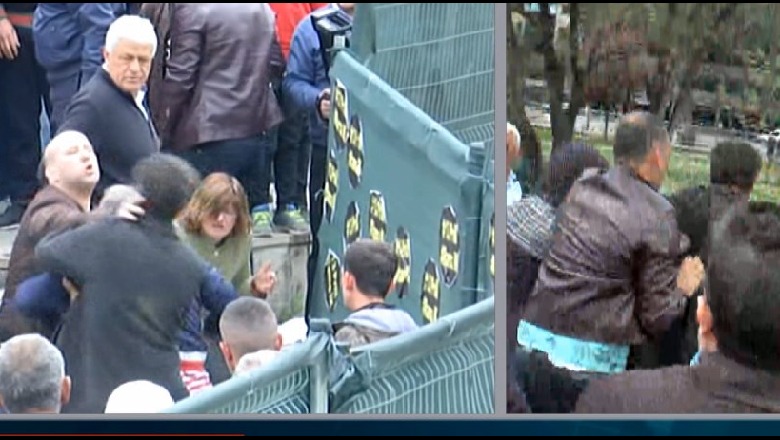 EKSKLUZIVE/ Pasi rrahën dy protestues tek Parlamenti, militantët e PD-LSI i japin “dajak” një protestuese femër tek Piramida (Video) EKSKLUZIVE/ Pasi rrahën dy protestues tek Parlamenti, militantët e PD-LSI i japin “dajak” një protestuese femër tek Piramida (Video)