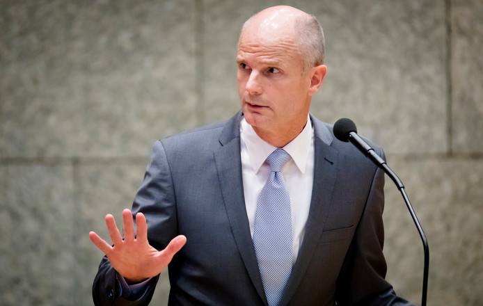 “Vizat”, qeveria holandeze: Nuk do ta paraqesim në Bruksel mocionin e parlamentit “Vizat”, qeveria holandeze: Nuk do ta paraqesim në Bruksel mocionin e parlamentit