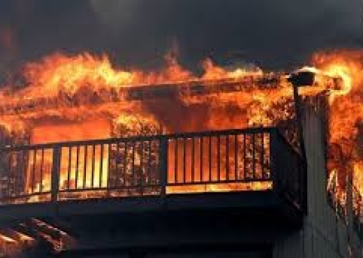 Bashkia merr vendim të rëndësishëm për të mbijetuarit nga zjarri tra.gjik në Pukë Bashkia merr vendim të rëndësishëm për të mbijetuarit nga zjarri tra.gjik në Pukë