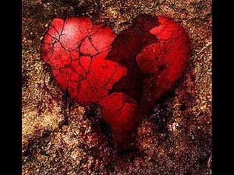 Bledi Mane: Dikush kishte harruar dashurinë te stolat e parkut Bledi Mane: Dikush kishte harruar dashurinë te stolat e parkut