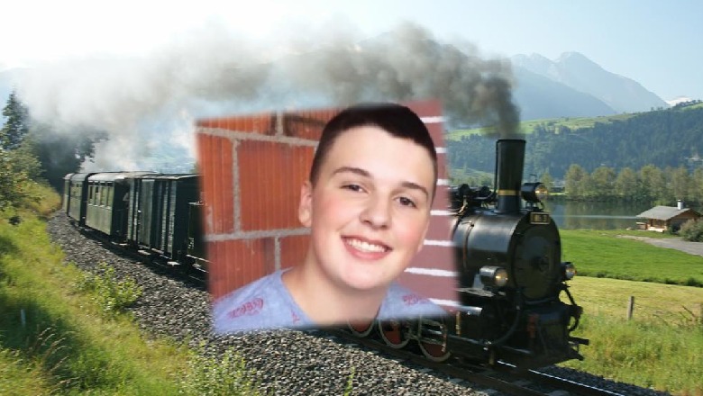 “Ti po fle”! Babai shqiptar bën dedikimin prekës për djalin e tij të vetëm që humbi jetë aksidentalisht në Zvicër “Ti po fle”! Babai shqiptar bën dedikimin prekës për djalin e tij të vetëm që humbi jetë aksidentalisht në Zvicër