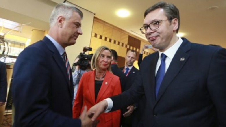 Vuçiç zbulon përplasjen me Thaçin: I fola serbisht dhe i thashë telefono SHBA po të duash, s’të jap asgjë Vuçiç zbulon përplasjen me Thaçin: I fola serbisht dhe i thashë telefono SHBA po të duash, s’të jap asgjë