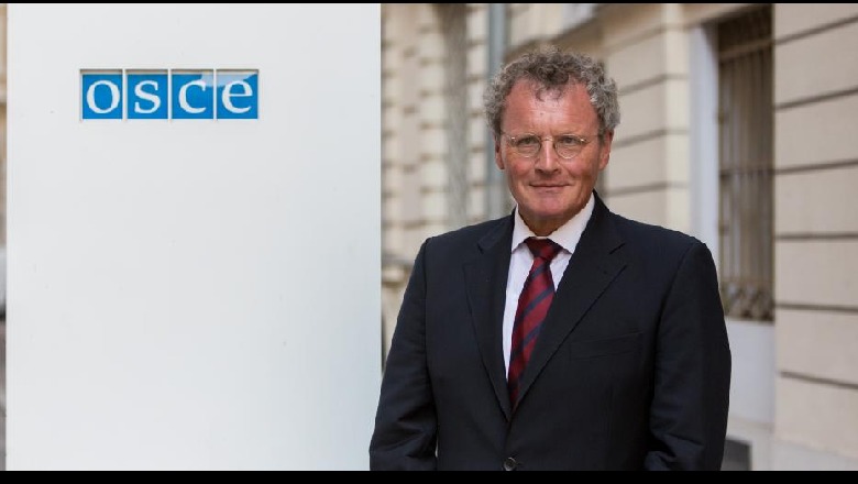 Përse Berisha i çoi njerëz tek shtëpia, ambasadorit Borchardt?! Përse Berisha i çoi njerëz tek shtëpia, ambasadorit Borchardt?!