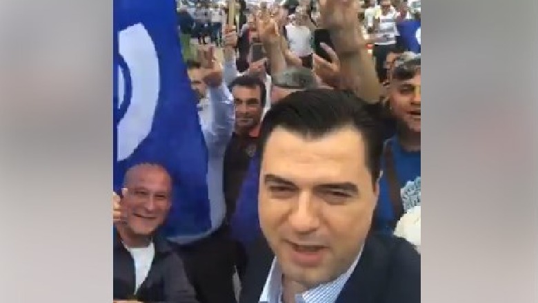 Kreshnik Spahiu thumbon keq Bashën: “Dorëzoi si skuth çelësat e bashkive”! Kurse te teatri në fund do marrë… mullarin!