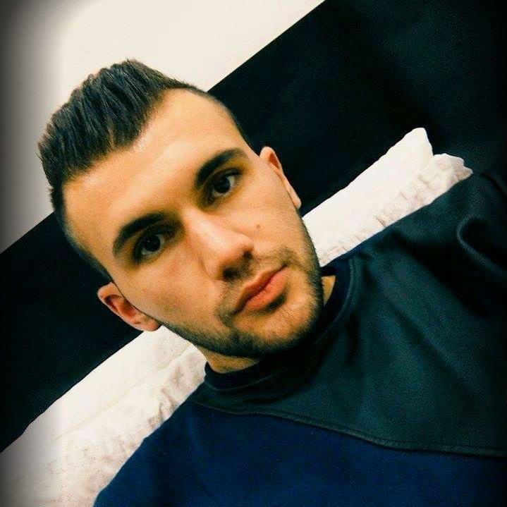 A.ksidenti t.ragjik në Kavajë: Shkon në tre numëri i v.iktimave Kush është 23-vjeçari që sot do të festonte ditëlindjen?! A.ksidenti t.ragjik në Kavajë: Shkon në tre numëri i v.iktimave Kush është 23-vjeçari që sot do të festonte ditëlindjen?!