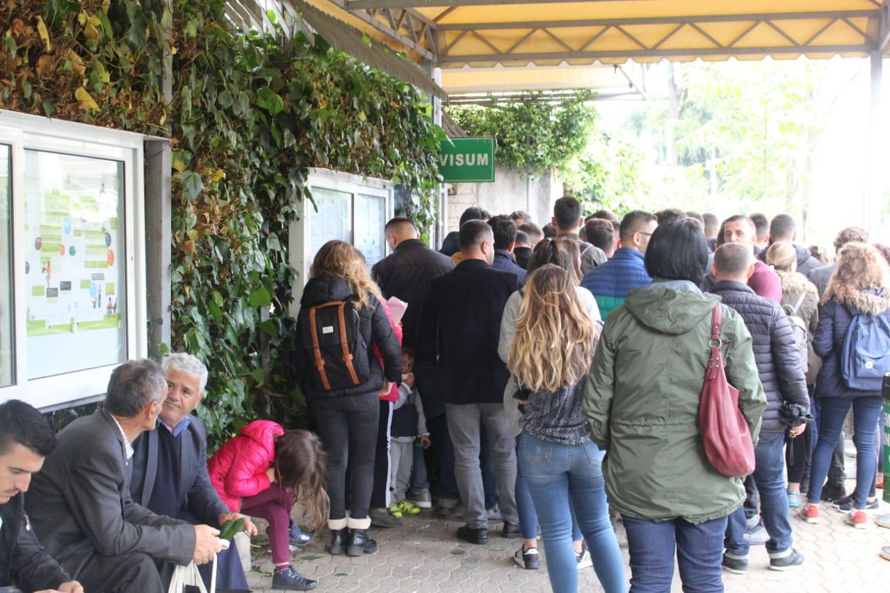 Ndryshon ligji në Gjermani, tani merr letrat nëse siguron një kontratë pune Ndryshon ligji në Gjermani, tani merr letrat nëse siguron një kontratë pune