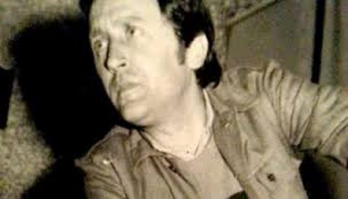 Shqipëria nuk i do herojt. Historia e veçantë e Pandi Toçe, Anderson Dinaj dhe Ardimir Murataj Shqipëria nuk i do herojt. Historia e veçantë e Pandi Toçe, Anderson Dinaj dhe Ardimir Murataj