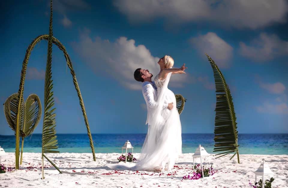 Albani dhe Miriami martohen “fshehurazi”! Albani dhe Miriami martohen “fshehurazi”!