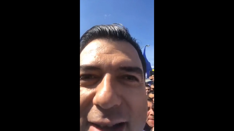 “Fikni makinat dhe bllokoni rrugët”, protesta e dështuar që “fiku” sërish Lulin “Fikni makinat dhe bllokoni rrugët”, protesta e dështuar që “fiku” sërish Lulin