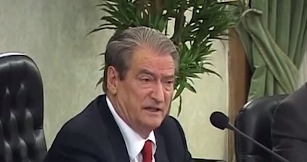 INVESTIGIMI/ Pas 21 Janarit, Berisha e Basha gati të blinin gaz paralizues për protestuesit e opozitës