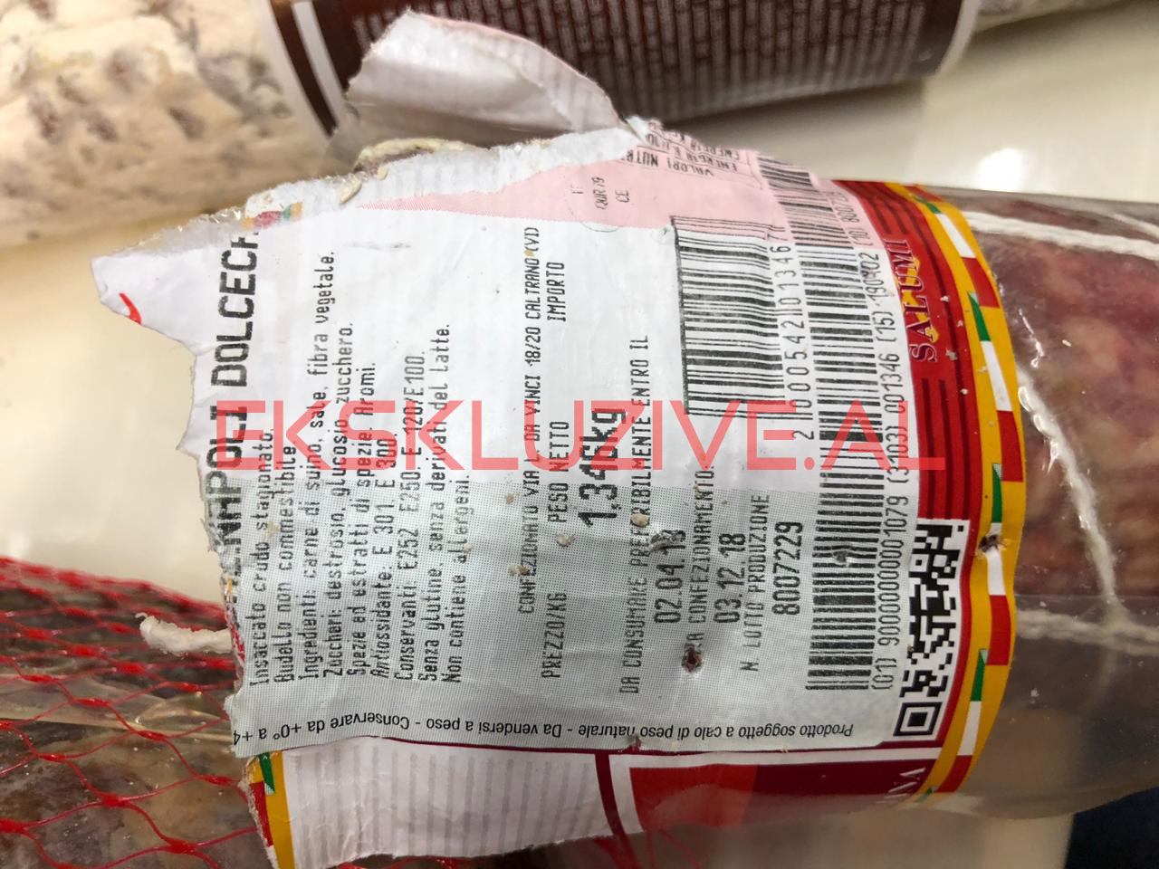 SKANDAL/ Pas denoncimit të ekskluzive.al, inspektorët e AKU-t zbarkojnë në “Conad”, e frikshme çfarë zbulojnë tek mishi e sallamrat (Foto) SKANDAL/ Pas denoncimit të ekskluzive.al, inspektorët e AKU-t zbarkojnë në “Conad”, e frikshme çfarë zbulojnë tek mishi e sallamrat (Foto)