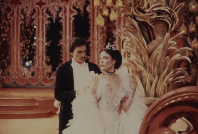 Ja përse vejushat shqiptare martoheshin natën! Ja përse vejushat shqiptare martoheshin natën!