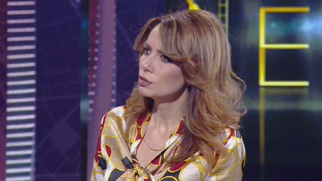 “Qaj po deshe… se nuk qesh dot”, Grida Duma tregon pse e përzuri Edi Ramën nga PD?! “Qaj po deshe… se nuk qesh dot”, Grida Duma tregon pse e përzuri Edi Ramën nga PD?!