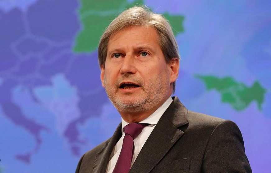 Hahn: Pres rekomandim pozitiv për Shqipërinë! Reforma në drejtësi të shpërblehet Hahn: Pres rekomandim pozitiv për Shqipërinë! Reforma në drejtësi të shpërblehet