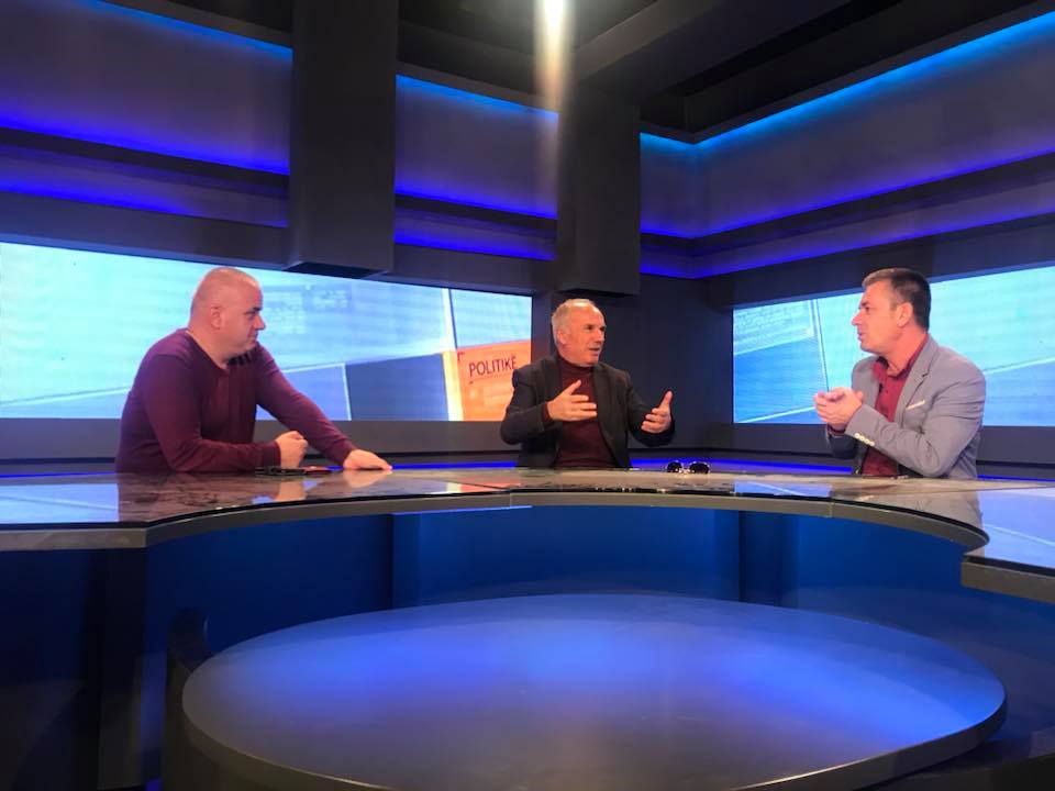 E vërteta dramatike për dy dosjet që po çmendin Shqipërinë E vërteta dramatike për dy dosjet që po çmendin Shqipërinë