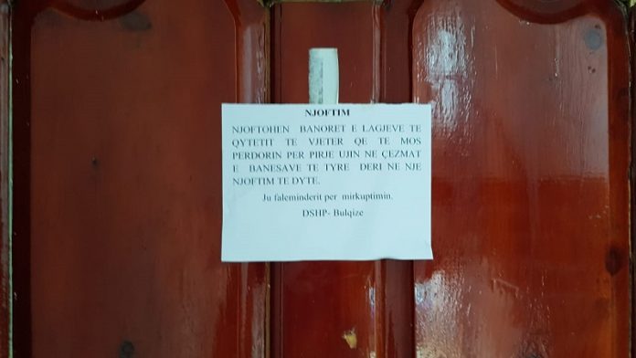 DSHP e Bulqizës njoftim ‘derë më derë’: Mos konsumoni ujë nga çezmat. Prefekti jep detajet e analizave DSHP e Bulqizës njoftim ‘derë më derë’: Mos konsumoni ujë nga çezmat. Prefekti jep detajet e analizave