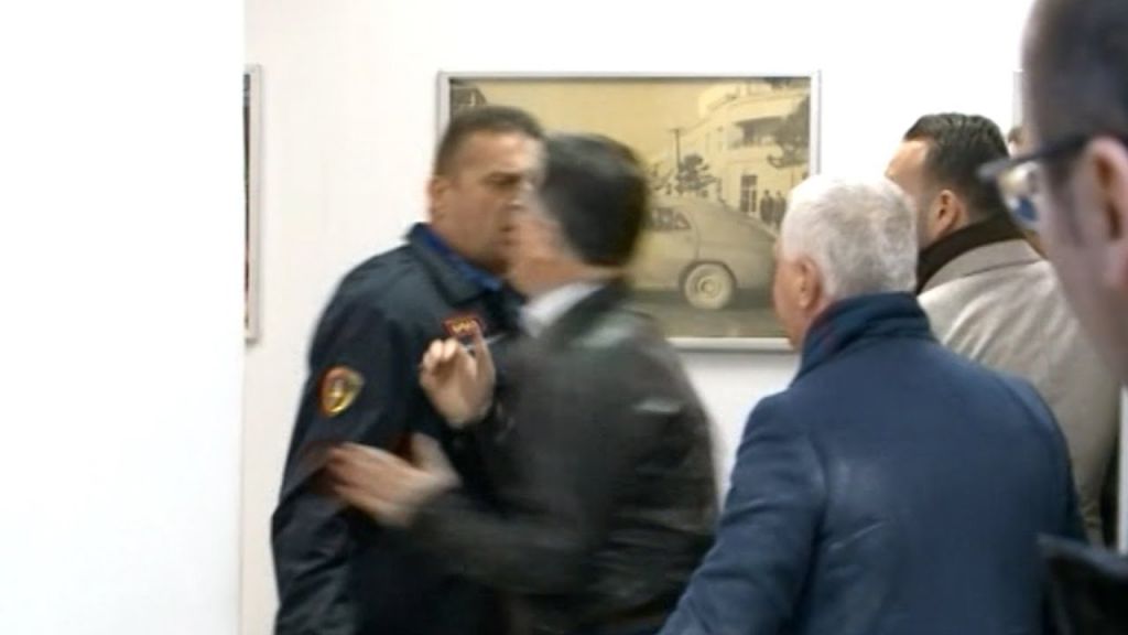 Maj 1996-maj 2019. Kohët dhe sheshet kanë ndryshuar, por tani të rreh opozita Maj 1996-maj 2019. Kohët dhe sheshet kanë ndryshuar, por tani të rreh opozita