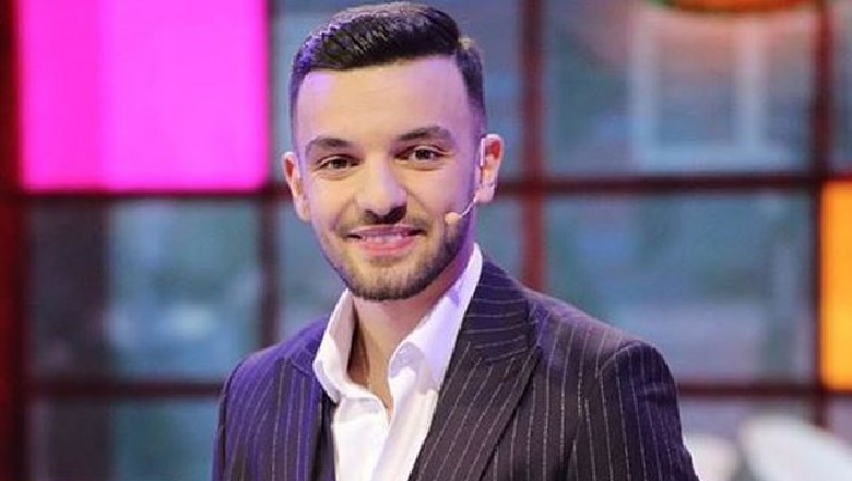 FOTO/ Olsi Bylyku poston foton me të dashurën, aktori habit të gjithë kur zbulon arsyen e fortë pse e bëri FOTO/ Olsi Bylyku poston foton me të dashurën, aktori habit të gjithë kur zbulon arsyen e fortë pse e bëri