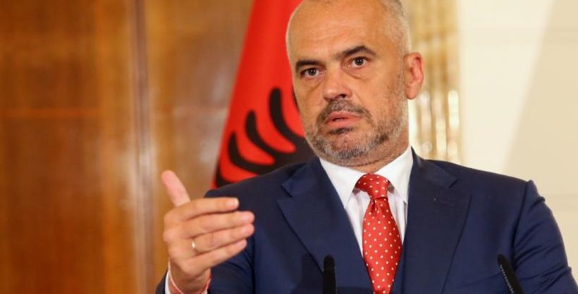 “Marshimet me kapsolla, xhiro bosh” Rama-Bashës: Kur do flasim?! “Marshimet me kapsolla, xhiro bosh” Rama-Bashës: Kur do flasim?!