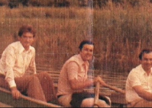 Dokumenti/ Më 4 maj 1992, komunisti Berisha hoqi nga Varrezat e Dëshmorëve, eshtrat e tutorit të tij Enver dhe 8 udhëheqësve të luftës e regjimit Dokumenti/ Më 4 maj 1992, komunisti Berisha hoqi nga Varrezat e Dëshmorëve, eshtrat e tutorit të tij Enver dhe 8 udhëheqësve të luftës e regjimit