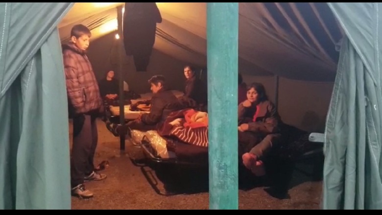 Mbi 90 banorë të zonës së tërmetit do të kalojnë natën në çadra në Kolonjë