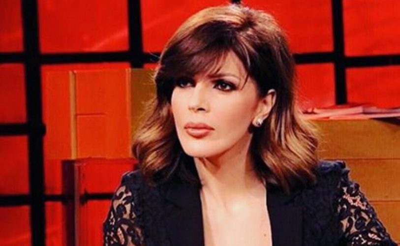 Sonila Meço revoltohet nga koncerti i Noizy-t në Tiranë: U skandalizova me tekstet e ndyra që më këndoi vajza, po e përdor Bashkia për vota Sonila Meço revoltohet nga koncerti i Noizy-t në Tiranë: U skandalizova me tekstet e ndyra që më këndoi vajza, po e përdor Bashkia për vota