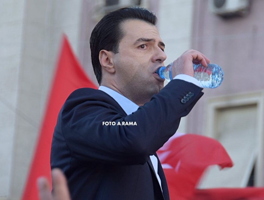 Amerikanët tronditin SHQUP, detyrojnë Bashën të bëjë hapa pas: Kreu i PD mohon udhëzimin për dhunë dhe kërkon bojkot zgjedhjesh