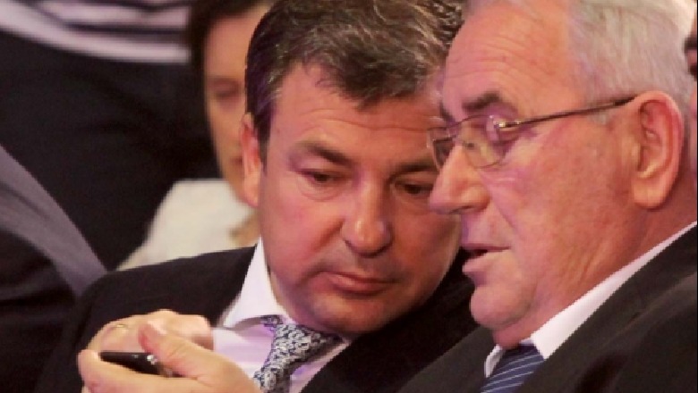 Sulmi me a.rmë zjarri tek Bashkia e Elbasanit, Forcat Speciale marrin në mbrojtje banesën e Qazim Sejdinit Sulmi me a.rmë zjarri tek Bashkia e Elbasanit, Forcat Speciale marrin në mbrojtje banesën e Qazim Sejdinit