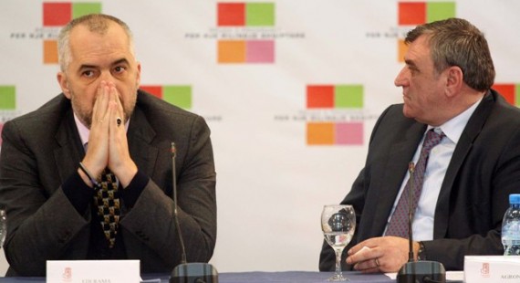 Letra e “kërcënuese miqësore” e Agron Dukës për Ramën: I dashur Edi, sot po të drejtohem si mik që kemi ndarë bashkë momente jete. Reflekto robo!