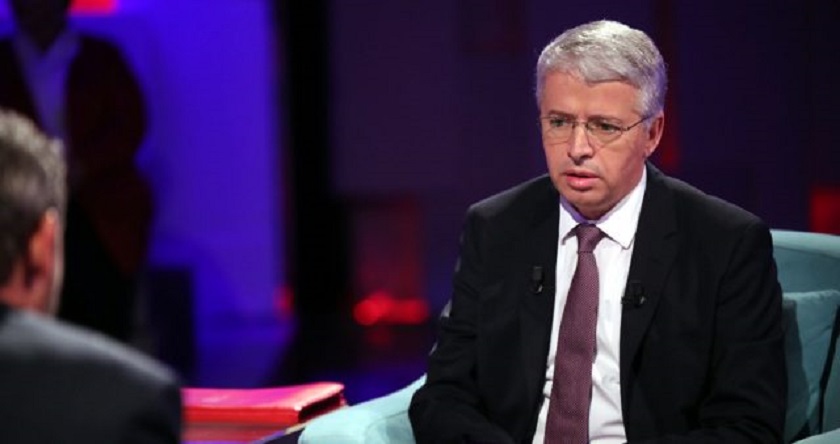 Opozitarët e rrugës k.ërcënojnë për trazira, ministri Lleshaj ka një mesazh për Lulin, Berishën, Monikën dhe Metën: Askush të mos guxojë…!