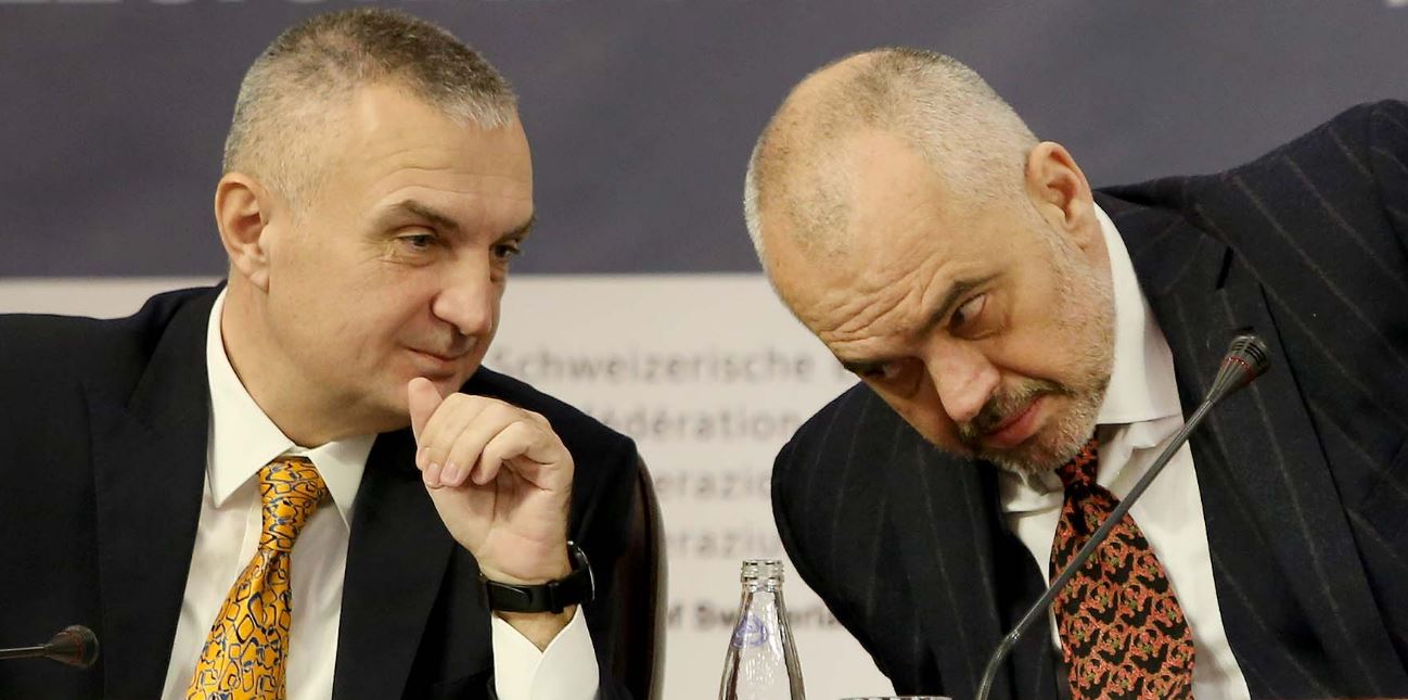 Kush e përgjoi Kryeministrin, si u inciua nga Paloka dhe përse nuk u asgjesua si në rastin e Ilir Metës?! Kush e përgjoi Kryeministrin, si u inciua nga Paloka dhe përse nuk u asgjesua si në rastin e Ilir Metës?!