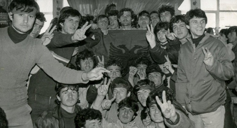 I dashur vëlla demokrat! Ti nuk e meriton këtë… I dashur vëlla demokrat! Ti nuk e meriton këtë…