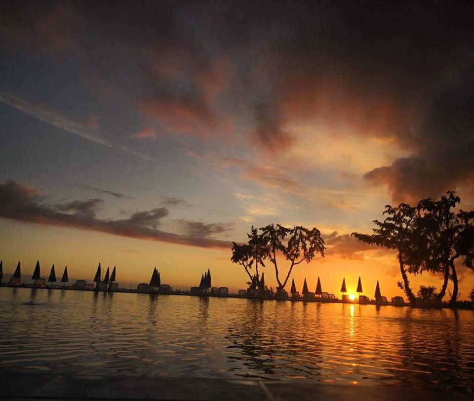 Skandal/ Si u privatizuan kabinat e plazhit në Divjakë me VKM të posaçme të Sali Berishës para se të largohej më 2013! Skandal/ Si u privatizuan kabinat e plazhit në Divjakë me VKM të posaçme të Sali Berishës para se të largohej më 2013!