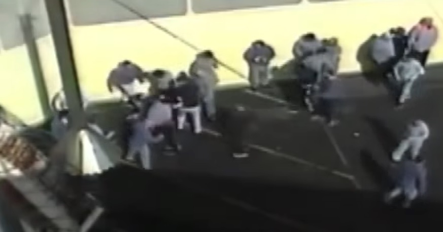 Plas s.herri mes të b.urgosurve shqiptarë dhe atyre palestinez në Greqi, humb j.etën njëri prej tyre Plas s.herri mes të b.urgosurve shqiptarë dhe atyre palestinez në Greqi, humb j.etën njëri prej tyre