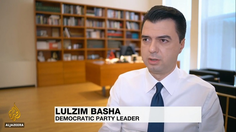 O Lul o i përkëdheluri i fatit! Ndërkombëtarët nuk mbështesin kriza politike dhe destabilitetin si faktor të ndërrimit të pushtetit