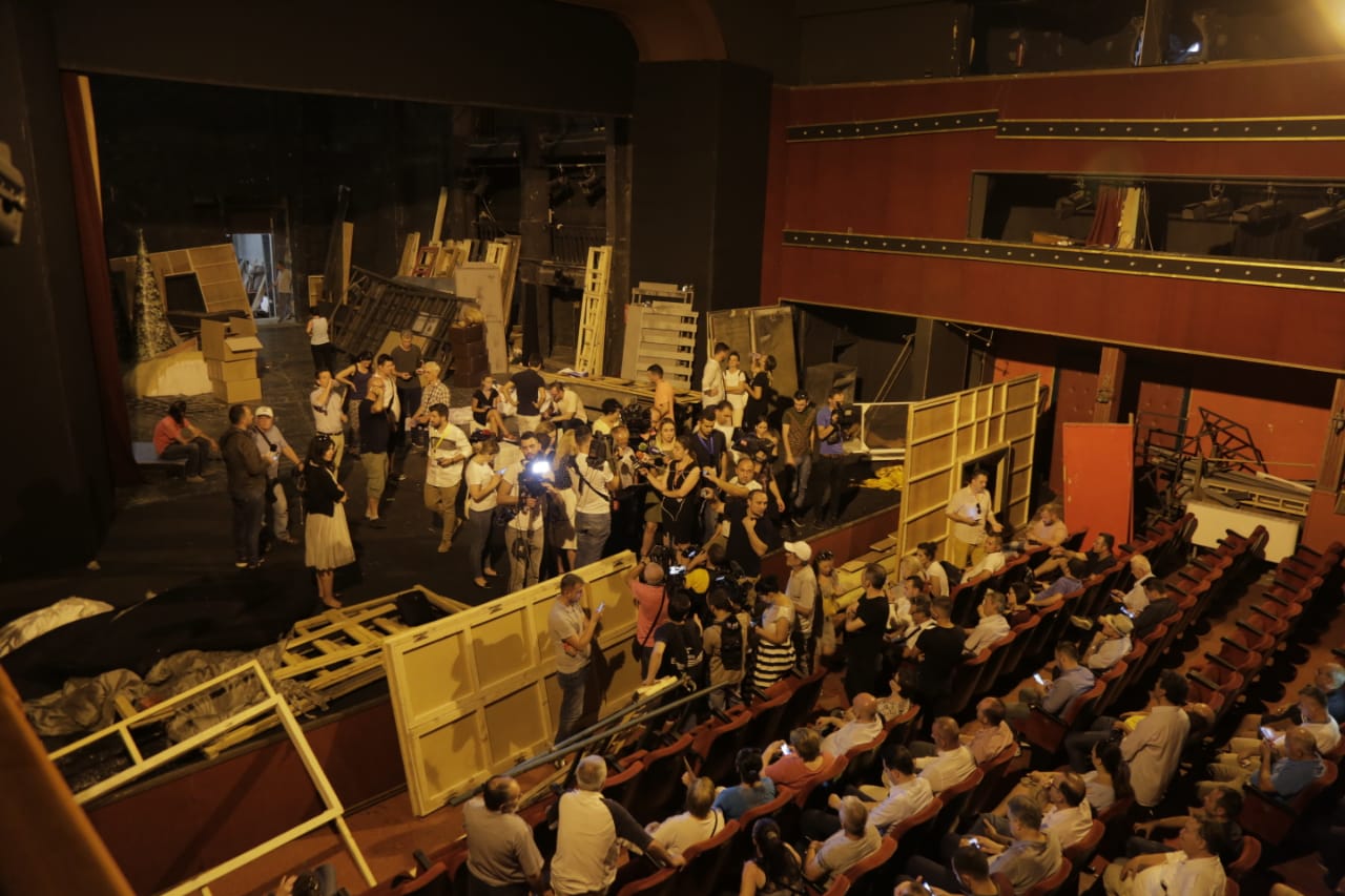 Lasgushi, Mikele Plaçido, aktorët prej pupuliti dhe tentativa për vetëv.rasje e Mr. Bean-it… Lasgushi, Mikele Plaçido, aktorët prej pupuliti dhe tentativa për vetëv.rasje e Mr. Bean-it…